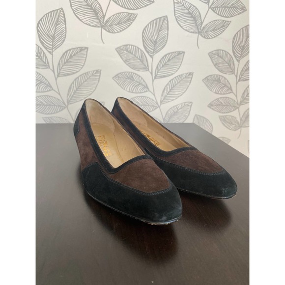 Ferragamo Brown/Black Suede Kitty Heel, Size 6 - Picture 3 of 6